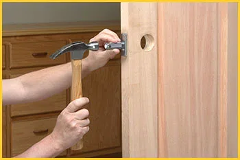 Exclusive Locksmith Service South Gate, CA 323-741-3397 - 14-install-new-lock