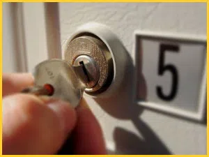 Exclusive Locksmith Service South Gate, CA 323-741-3397 - 9-mailbox-locks